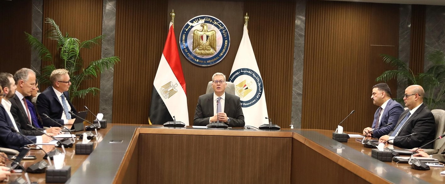 Badawi, AngloGold Ashanti review investment plans in Egypt's mining sector

